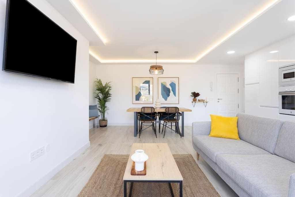 Sunnyland Apartment Arona Cho Exterior foto